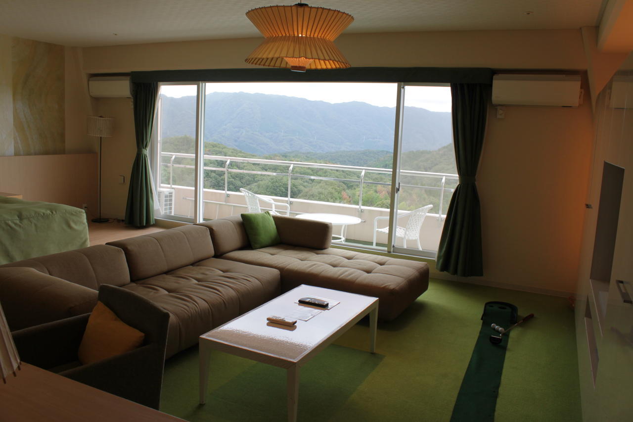 Lake Forest Resort Minamiyamashiro Værelse billede